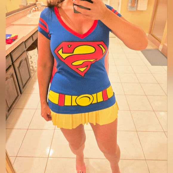 Superhero Tshirt With Cape Only NWT - Picture 15 of 16